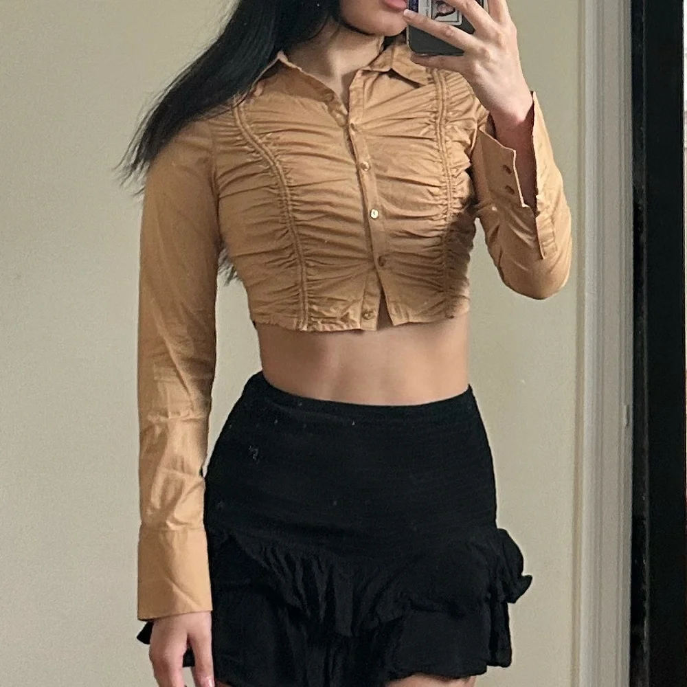 Button down - Picture 1 of 4